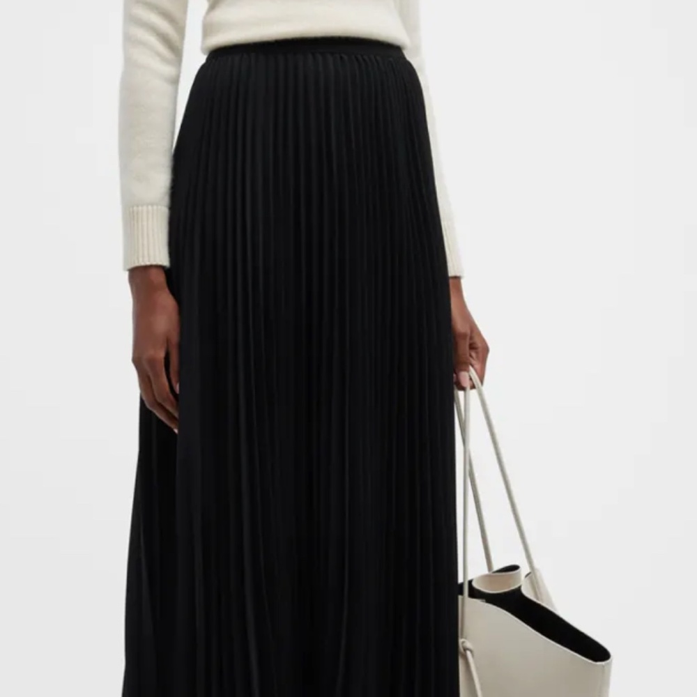 Michael Kors Collection Black Mid Calf Pleated Skirt Workwear or Evening Wear